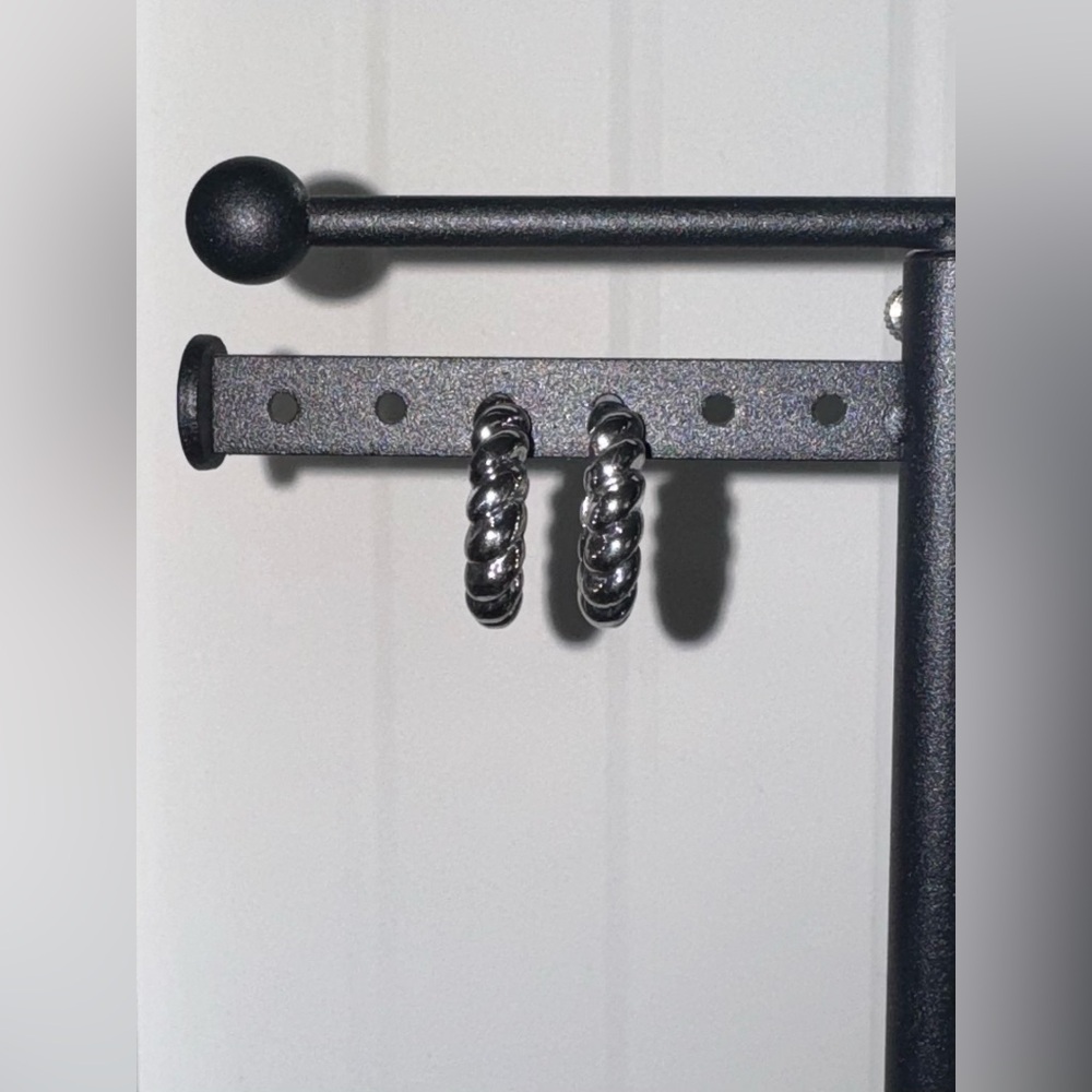 0.6in Silver Textured Hoop Earrings - Picture 2 of 6